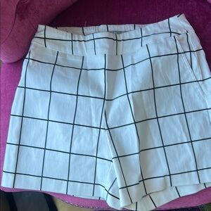 White and Black Bermuda Shorts with Geometric Pattern